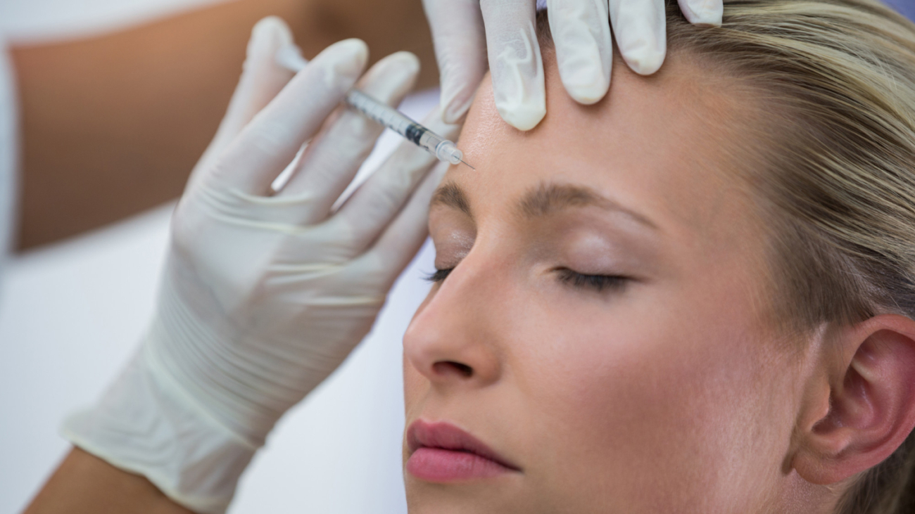 receiving-botox-injection-web1